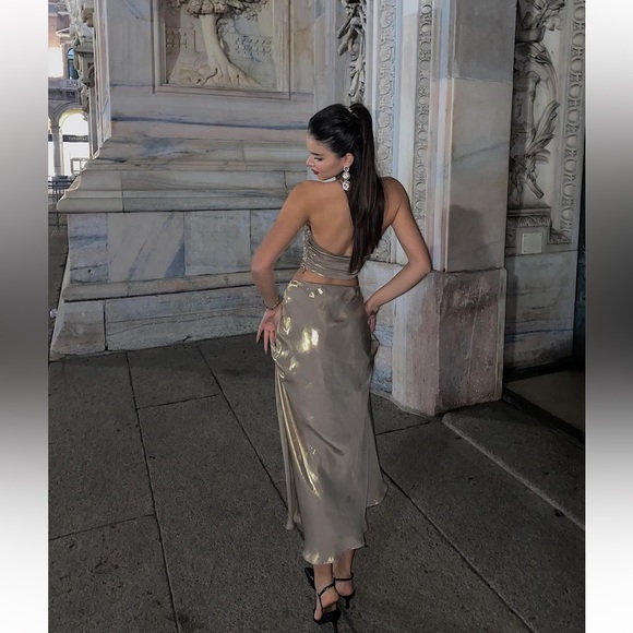 ZARA 2 PIECES MATCHING SET METALLIC HALTER TOP AND LONG METALLIC SKIRT - Picture 8 of 16